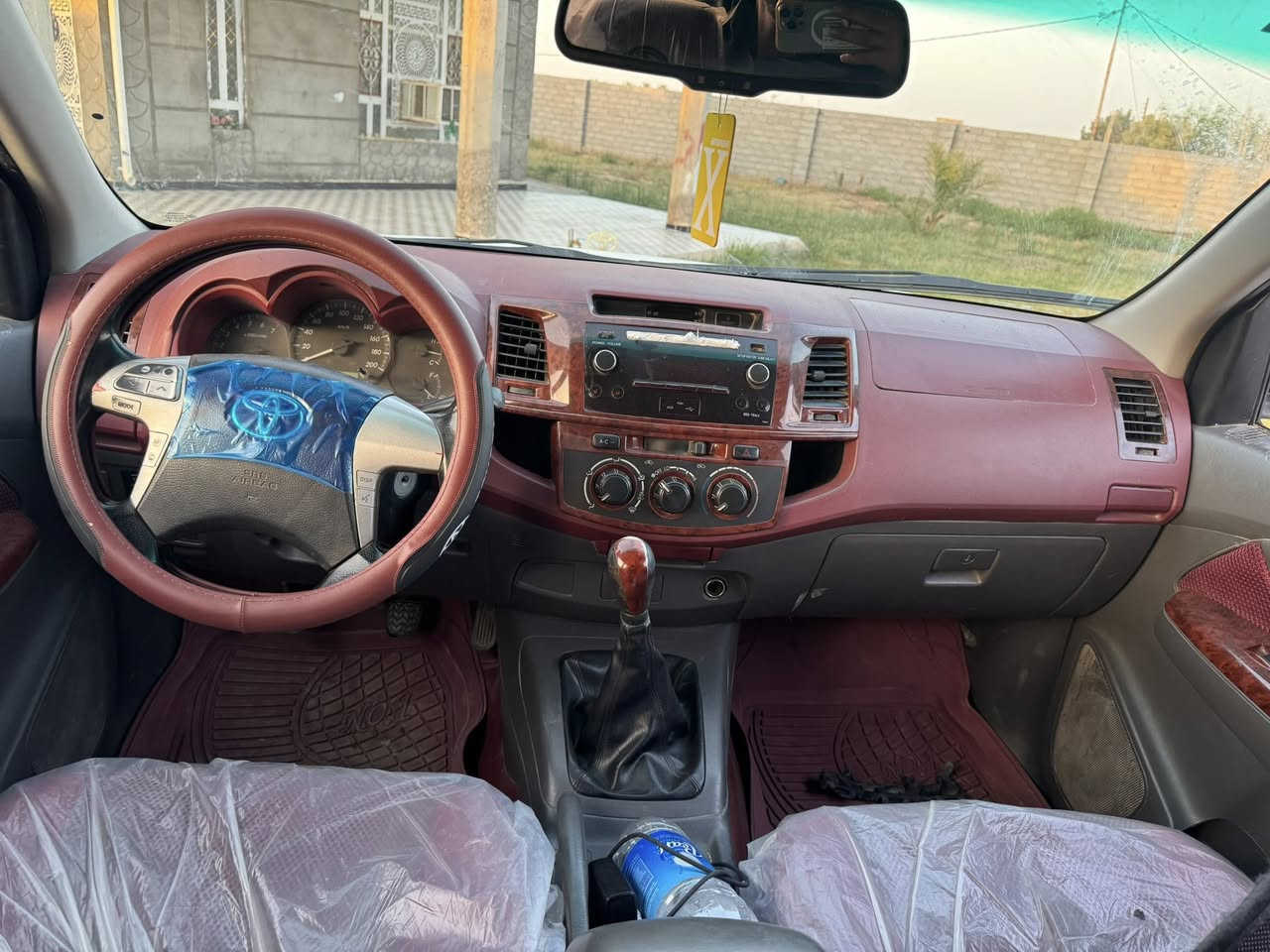 سلام عليكم
بيكم موديل 

٢٠١٤رقم أدهوك

وكاله بسمي 

بيها نص قطعة 

صبغ 

كير عادي

جاهزة من كلشي 

العنوان واسط الزبيدية 

السعر ١٦٧

‭٠٧٧٠ ٢٧٤ ٥٩١٢‬
