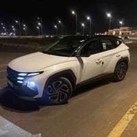 هونداي توسان   2025 خليجي ( تو كلر ) ماشيه 46 الف  مرقم بغداد كامل بسم...