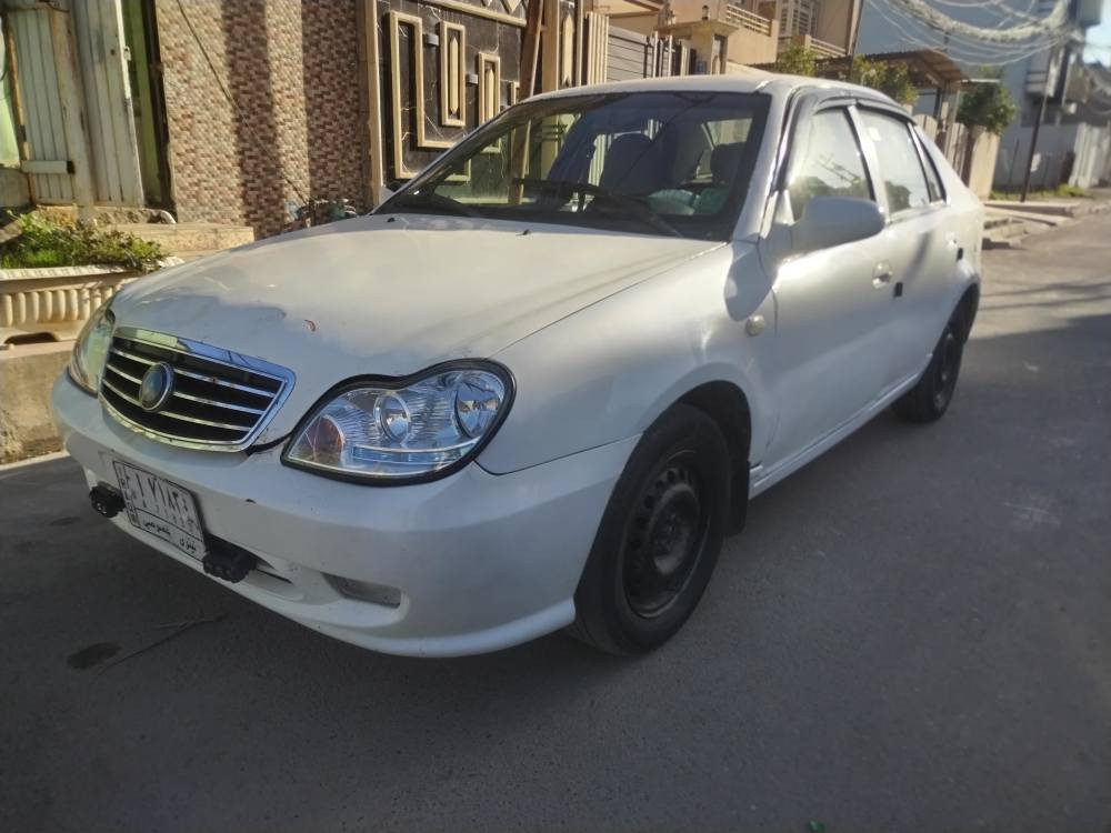 السلام عليكم سيكي للبيع الون ابيض السيارة جاهزة رقم الماني شرط الوكاله والتحويل رقم نينوى كاربون بيها طخم تاير جديد كهربائياته كلها شغاله داخله نظيف الشراي يتصل اني موكلف بل نشر خبر صاحبها موديل 2013 رقم الهاتف *********** /*********** العنوان موصل الجانب الأيمن الشراي يتصل السعر 35 وبيها مجال موصل, نينوى
