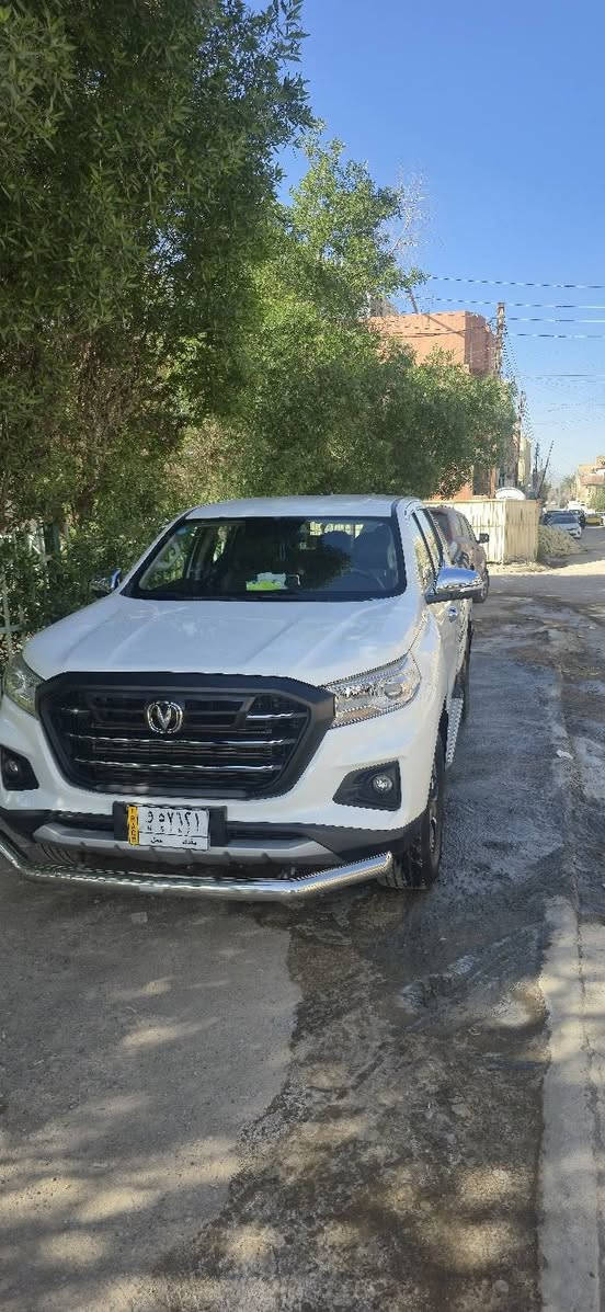 بيك أب شانجان هنتر 2023 | 

بيع 

المواصفات العامة :

المحرك: 2.4 لتر تيربو بنزين

ناقل الحركة: اوتماتيك 

نظام الدفع: دفع رباعي (4x4)

عدد أنظمة القيادة:

إيكو (Eco)

نورمل (Normal)

سبورت (Sport)

سعة الخزان: 80 لتر

الحمولة القصوى: 1 طن

1. تبريد أمامي خلفي قطعتين

2. شاشة لمس تدعم جميع أنظمة الاتصال

3. شاشة أعطال متقدمة

4. كاميرات 180° (خلفية + جانبية

5. حساسات خلفية عدد 4

6. حساسات ضغط الإطارات

7. نظام مساعدة نزول منحدرات

8. نظام مانع تزحلق

9. كروز كونترول (مثبت سرعة)

10. فول تحكمات من المقود (ستيرن)

11. إضاءة أمامية LED

وبعد بيها هواي مواصفات فول للاخير 

// سعرها 175 بيها مجال 

مكان السياره بغداد 
*********** بغداد, العراق
