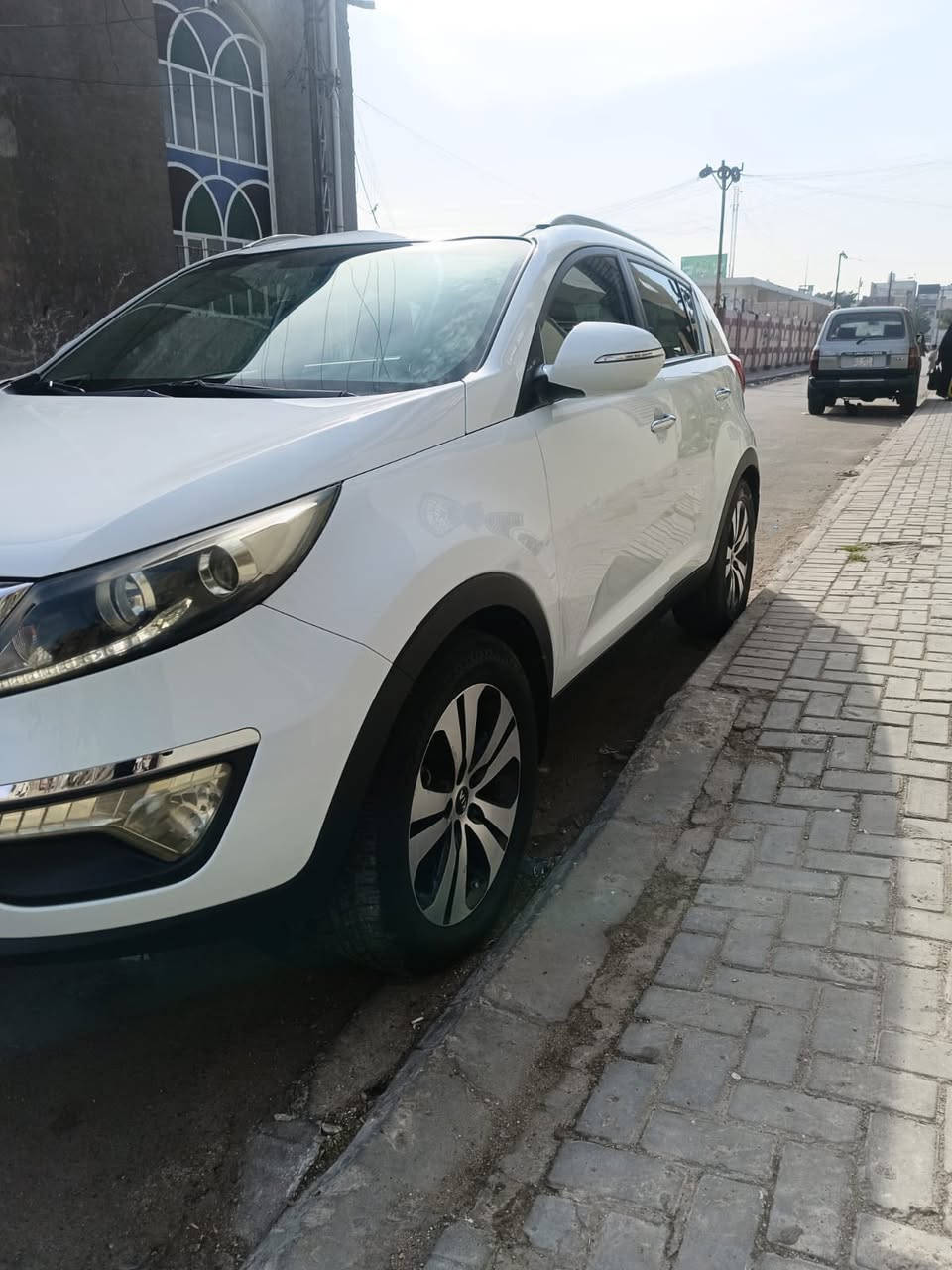 #KiaSportage_سبورتج 2013 خليجي 
🔥🔺🔺🔥
141,000 ماشية
محرك 2400
نص مواصفات 
سنوية 2028 بأسمي 
كير محرك مكفول لافتح ولاتنقيص 
بدون ضرر ولاصبغ ولا بارد حتى الدعاميات مكفولات 
مكانها🔺 بغداد حي جميلة 📍

الاتصال 🔺☎️
***********

ادخل للبيج بي سيارات معروضه 

🟥سعر ✍️👈🔥في التعليق يتم الرد فورا🔥🫡

🟥سعر $ ✍️👈🔥 لە کۆمێنت بنوسە یەکسەر وەڵام 
دەدەیتەوە🫡
———————————
بيع السيارات :: CARS#
👆👆👆👆
لعرض. سيارتك على الصفحه مراسلتنا واتساب

#للبيع - #سيارات - #معارض  - #معرض - #سياره
