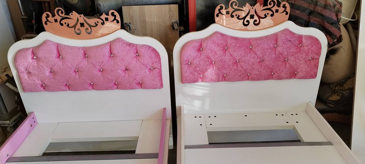 دوو سیسەمی زۆر تازەو پاک و خاوێن بێ دۆشەک وەسفیان ناوێ لەجوانی .حاجیاوا. ***********
