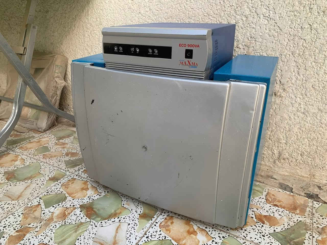 تحية طيبة للجميع
متوفر عاكسة مستخدمة للبيع 

نوع MAXMA  900 

السعر 85 الف بدون بطارية 

عنواني بابل حله الجمعية 

***********
