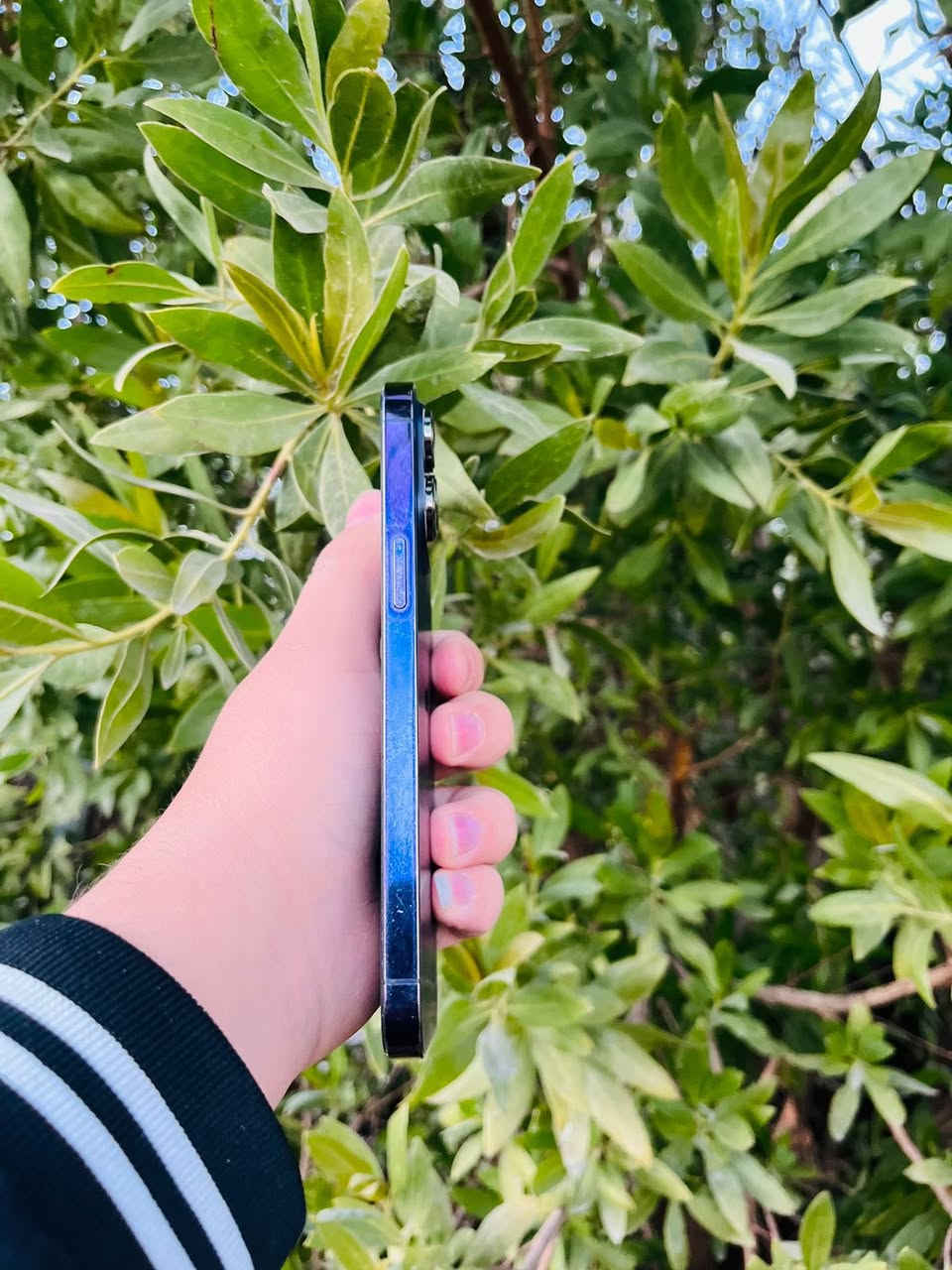 السلام عليكم
آيفون 14 برو ماكس
بطاريه 84 بلادي 
ذاكره 256
كفاله عامه شرط تفحص يالله تاخذه فقط ضهره بي مفطر صغير مثل ماموضح 
عربي شرق اوسط نموذج M 
نضافه 100/100 
لون مميز بنفسجي 
تك سيم كارت 
ملحقاته كامله كارتونه الاصليه و الشاحنه الاصليه 
عنوان نجف حي المهندسين 
لاستفسار اكثر خاص أو لاتصال علا رقم الهاتف 
***********
