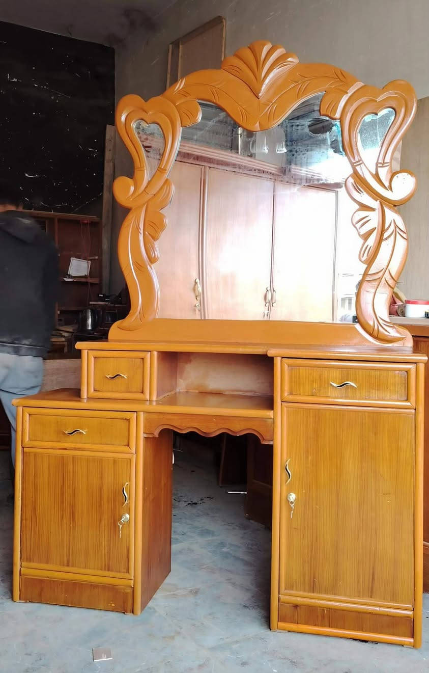 غرفة ٥ ابواب تزكام صاج داخل وخارج حتى الضهر صاج جرجوبة الارتفاع مترين و٢٠ والعرض ٣امتار كل باب وحده السعر ٥٥٠ الشعله يوجد توصيل بكروه داخل بغداد فقط


**إذا كنت صاحب هذا الإعلان وتريد حذفه لأي سبب، رجاءا أرسل رسالة إلى الدعم الفني**