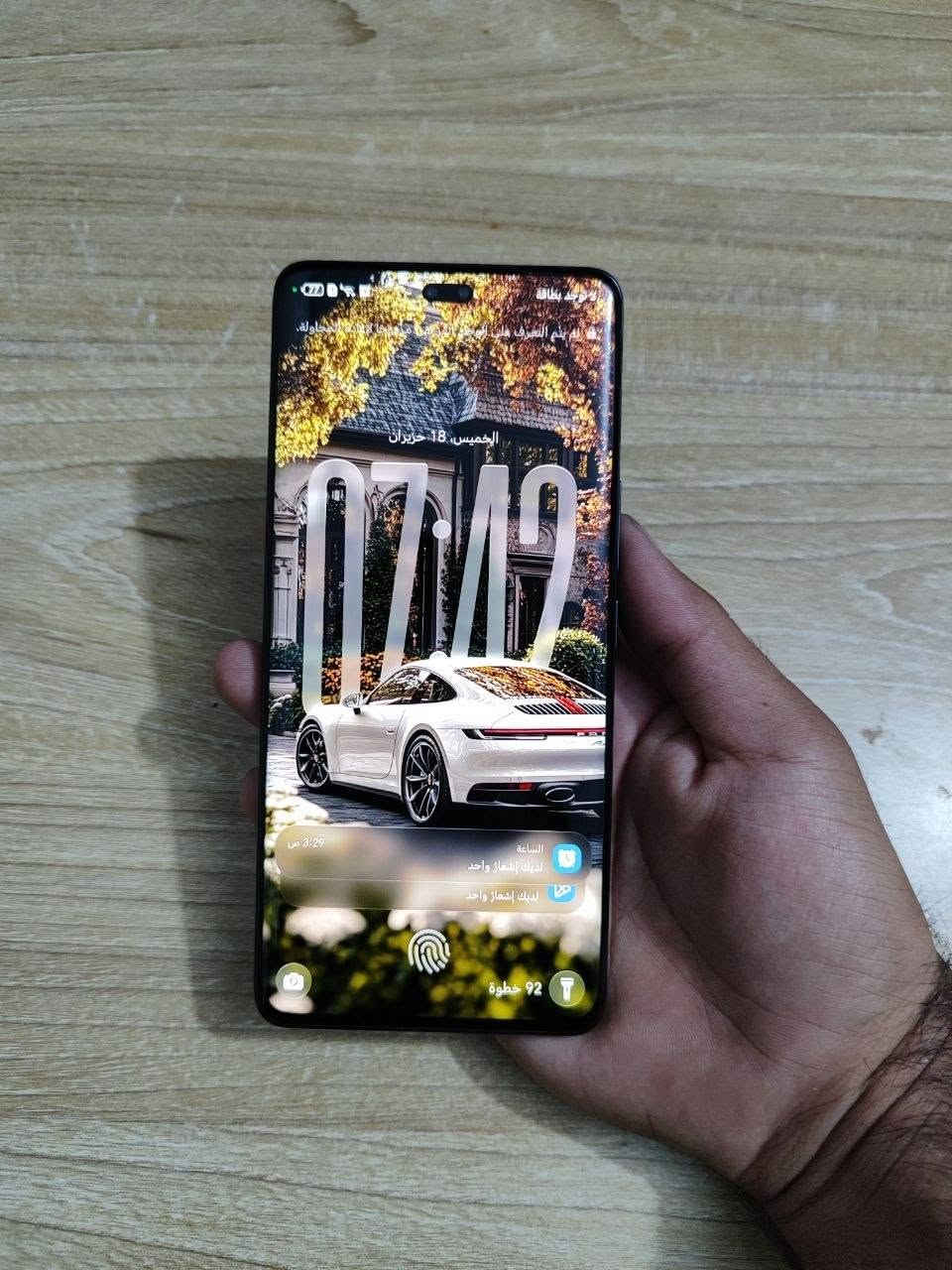 📱 للبيع HONOR 200 Pro – أسود (512GB)
الجهاز بحالة ممتازة جداً، لون أسود أنيق، استخدام شخصي ومحافظ عليه، خالٍ من المشاكل والأعطال.
✅ سعة تخزين 512GB
✅ شاشة AMOLED 120Hz
✅ كاميرات احترافية بدقة 50MP
✅ بطارية قوية مع شحن سريع 100W
✅ أداء ممتاز للألعاب والاستخدام اليومي

... مراوس فقط


**إذا كنت صاحب هذا الإعلان وتريد حذفه لأي سبب، رجاءا أرسل رسالة إلى الدعم الفني**