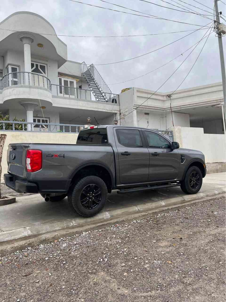 فۆرد رەنجەر ٢٠٢٥ دەبل ئەکسل  شاشە تێسلا ردار stx لۆک لۆکە تەنها ١٠٠٠ یەک هەزار رۆیشتوە. بئ بۆیاخە .ژمارە کاتیە ٣ مانگی لەگەل. نرخی ٢٧٨ مەجال 
*********** viber 
whastapp رانية, السليمانية
