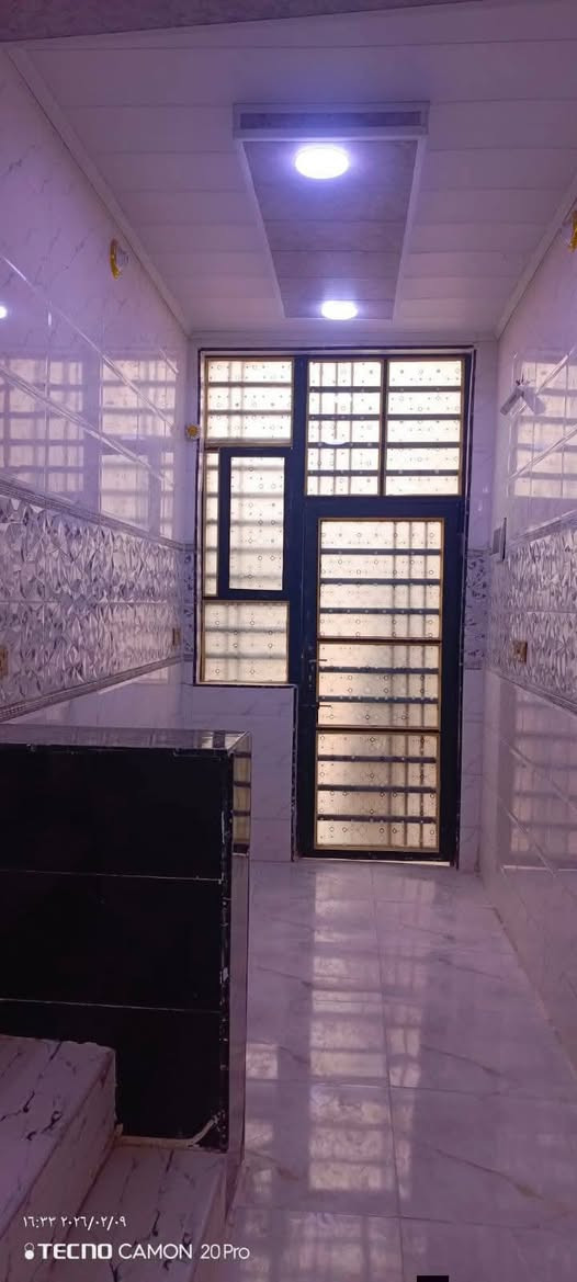 دار للبيع المساحه 75متر بمحلق قريه الغدير
🏗️ البناء: طابو زراعي سند 25 

🏠 الأساس والسقف: كونكريت

✅النجف ملحق قريه الغدير 

مواصفات البيت:

✅ غرفة1 نوم 🛏️

✅ صالة 🛋️

✅استقبال🛋️

✅ مطبخ 🍽️

✅ صحيات 🚿

الخدمات المتوفرة:

🔹 ماء 💧

🔹 كهرباء ⚡

🔹 مدارس قريبة 🏫

🔹شارع تبليط عرض 15🛣

📍  : النجف 

📜 الملكية: زراعي (إقرار محكمة)

📞 واتساب***********
