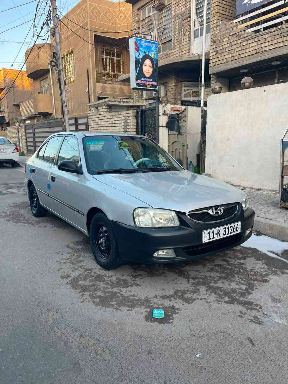 السلام عليكم  
للبيع سيارة هونداي اكسنت 2001
60 $ السعر وبيها مجال للطيبين والشراية سيارة جاهزة محرك وگير وصدر خير من الله 
كهربائيات كاملة
مصبوغة احزام جمالية اثر جراد 
للاستفسار الاتصال ع الرقم 
***********
