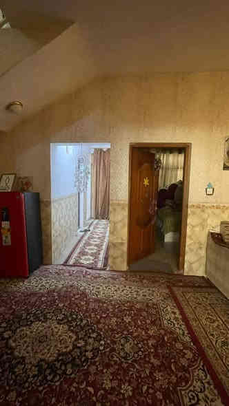 سلام عليكم 
📍متوفر منزل مساحه (155متر) (سند 25)
حي الحوراء عمود ٣٧
 بظهر الشارع العام مباشرة
📍البيت صاير جهة حي الزهراء مقابل حي العباس 
خدمات كامله البيت مرتب بلنسبه لسعره قليل.  كما موضح بل صوره
 صاحب المنزل مستعجل ع بيعه
(السعر. 86 مليون. قابل لتفاوض )🔥
وتساب*********** 
اتصل. ***********
