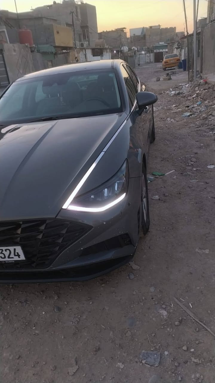 السلام عليكم
هيونداي سوناتا موديل ٢٠٢١.  نص فول .
وارد امريكي الحادث والسونار  بل منشور 
رقم سليمانية .  مكان بغداد 
السعر ١٥٥ بيها مجال 
للاتصال ***********
مكلف بل نشر
