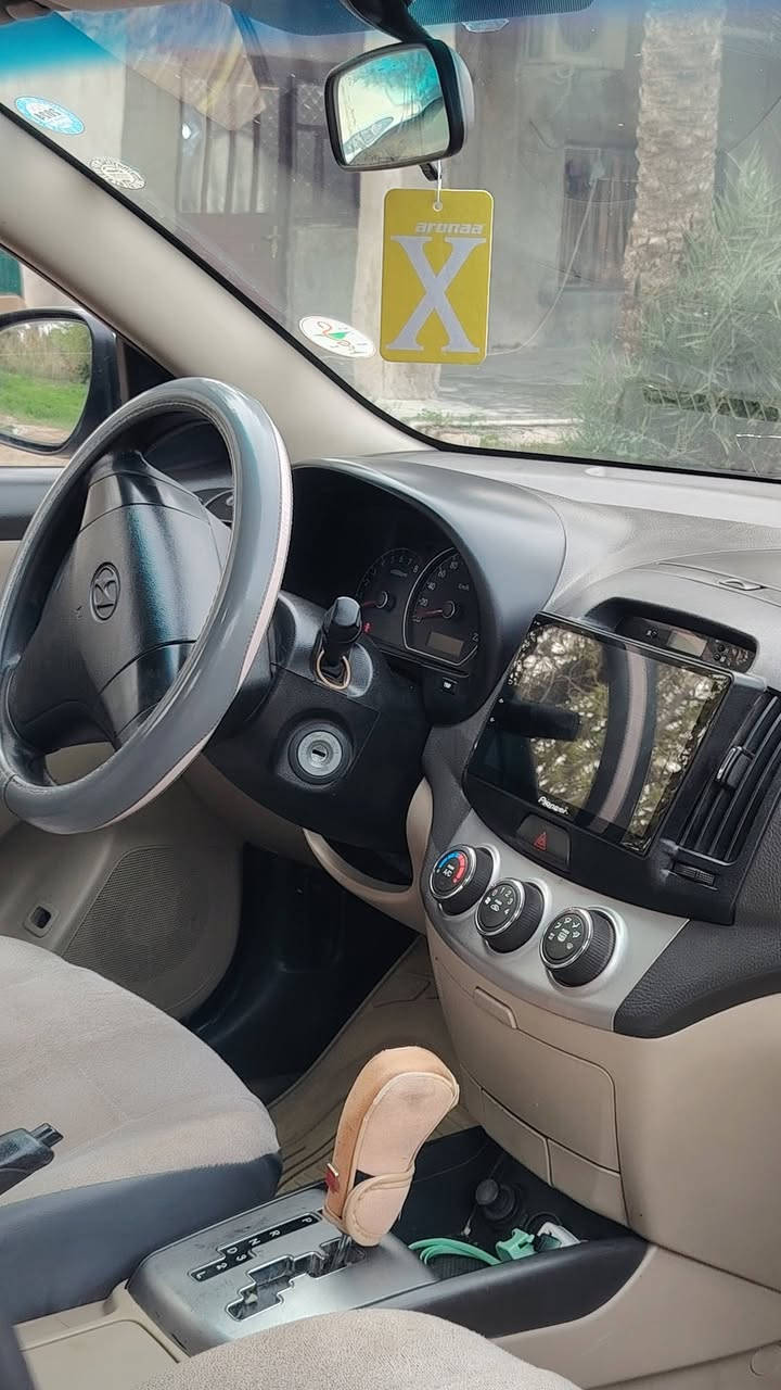 السلام عليكم النترا ٢٠١١ رقم سليمانيه مكفوله بيها شخط بل باب بس راجع بوليش العنوان بغداد ١٢٥ قفل *********** بغداد
