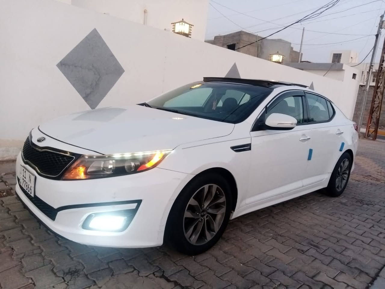 سلام عليكم من رخصت لادمن المحترم
للبيع اوبتما وارد امريكي موديل 2015
سياره كفاله عامه عده ربع جاملغ بلعراق 
يعني دخول من امريكه كلين فول موصفات بنو راما 4 بصمات كشن كهربا جلد كشانه تبريد تدفاه سياره فول فول بغداد نكليزي ماشيه 140 مشي حقيقي سعرها 130 وبيها مجال بسيط سياره ع ايدي جاهزه حداديه كير محرك كله مكفول محرك 2400 مكاني الانبار الفلوجه الكورنيش
للستفسار ***********
***********
