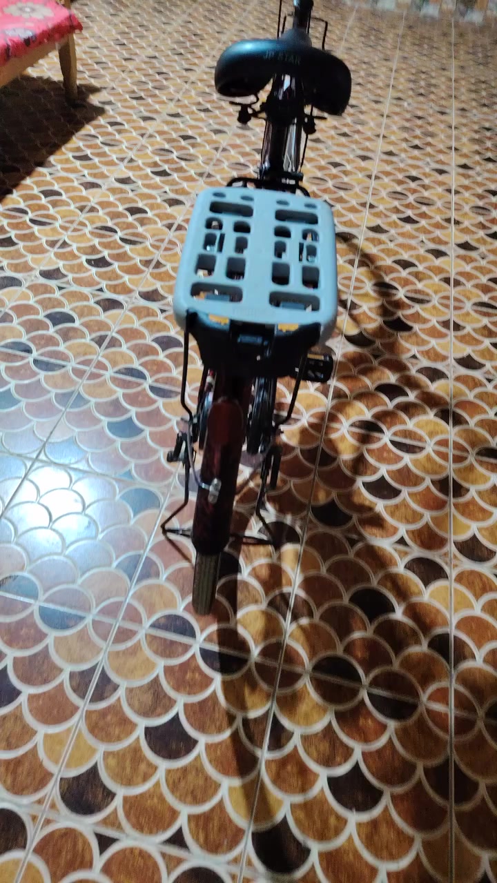 بسكل نضيف موديل 2024 موشم هوه ول ويه ستان ول كاسحه هاي ول بوري كشن قلاب اب 130 الف قفل لشراي هله بيه


**إذا كنت صاحب هذا الإعلان وتريد حذفه لأي سبب، رجاءا أرسل رسالة إلى الدعم الفني**