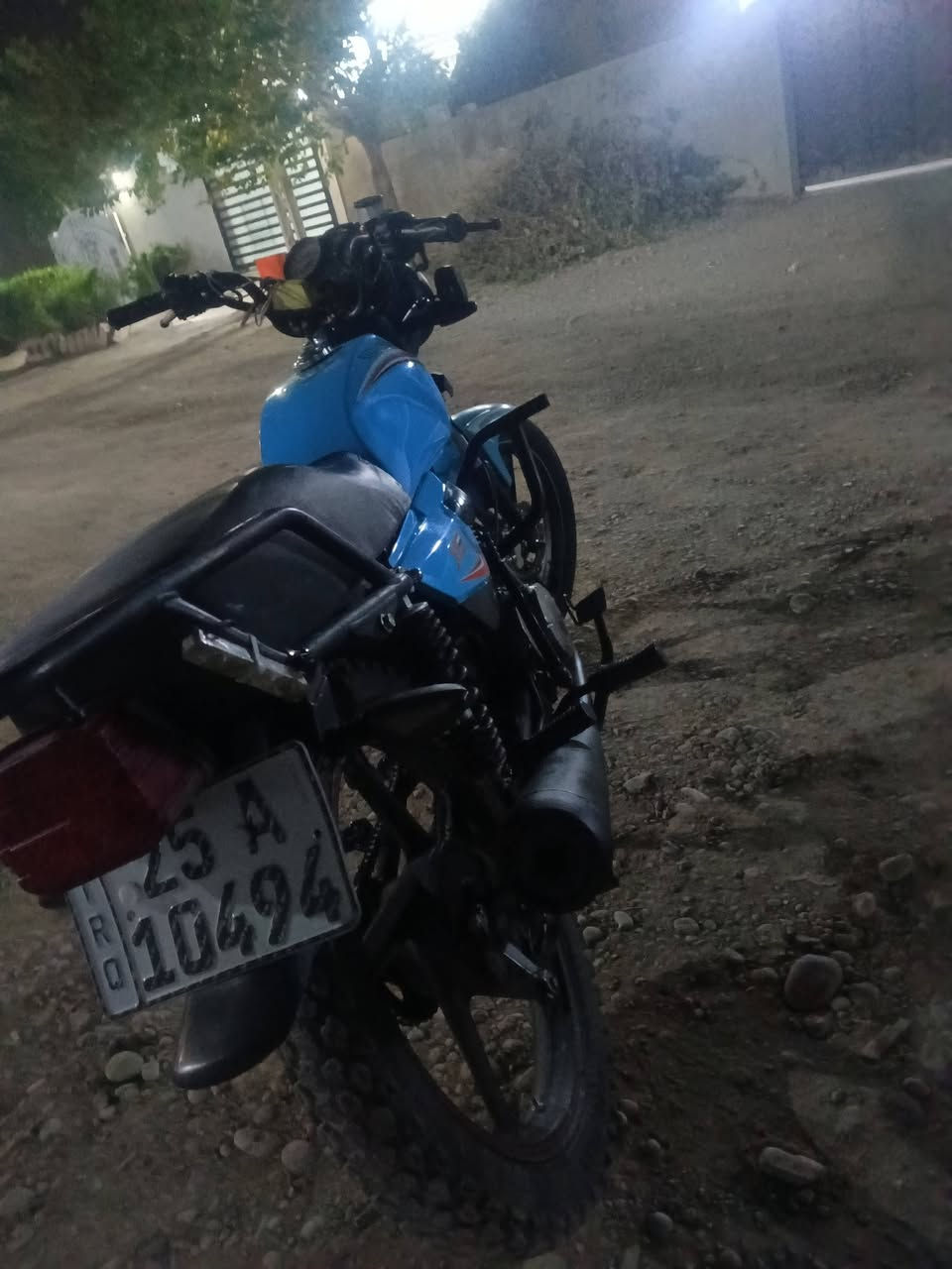 للبیع شاینگ ڕەقەم سنەوی جدید شرت تحویل مابیە نقس کلەبشرت ***********
