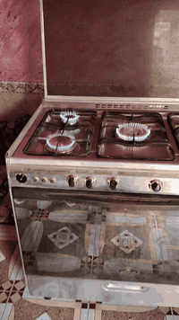 طباخ كريازي اخو جديد نضافه فول السعر 300وبي مجال لشراي وتساب ***********
