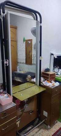 مرايتين صالون • جهاز بخار • نظيف