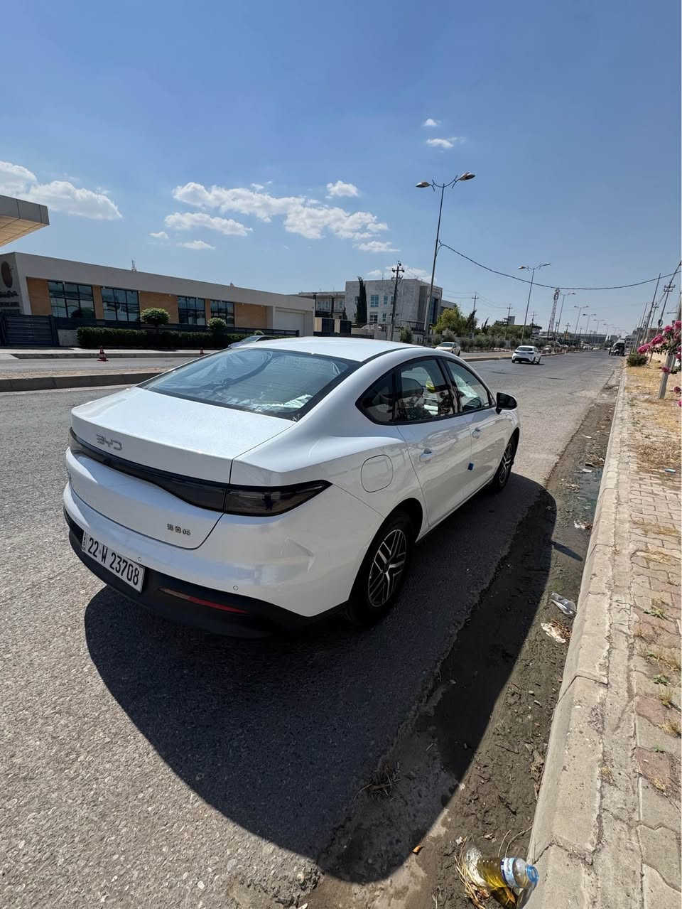 BYD sel 05 2025
سەیارەکە هیج هیجی نیە قنجو قۆپو شوخت هیجی نیە ١٠ هەزار ڕۆشتوە هەموو ئەشیای خۆی لەگەرە سەحری ١٣٤،٥٠  قفلیتی ڕەقە تەلەفۆن *********** أربيل, العراق
