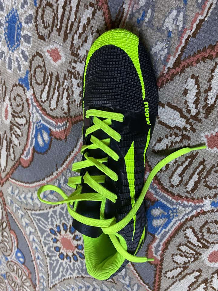 سلام عليكم بوت قياس 40 
وحذاء رياضي قايس 40
القطعة على 8 بدون عمله مكاني كربلاء حي الحر مجاور ريحانه


**إذا كنت صاحب هذا الإعلان وتريد حذفه لأي سبب، رجاءا أرسل رسالة إلى الدعم الفني**