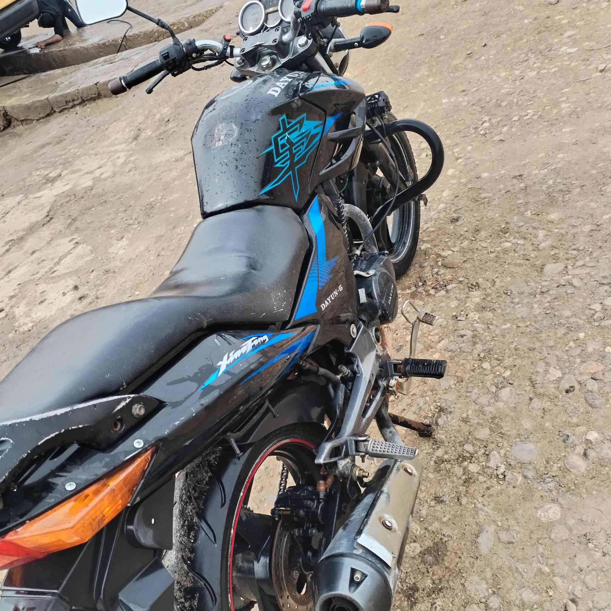 دايون موديل 15 مرقم تحويل ثاني يوم مكان بغداد قرب مجمع بسمايه *********** سعر مليون 200 بيها مجال
