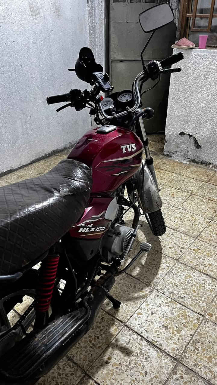 سلام عليكم دراجه للبيع والسعر خاص وهاذه رقمي***********
