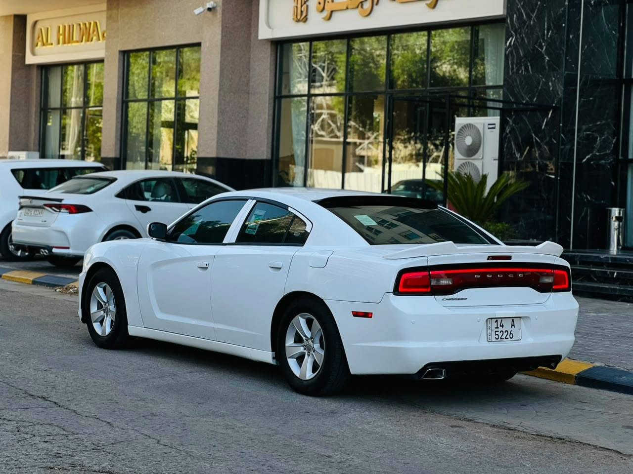 جارجر 2011 وارد مريكي حادثه بنيد مبدل صلي باقي كفاله عامه من ضربه وصبق وتبديل سعر 138 قابل للتفاوض الاستفسار اتصل *********** مواصفات بصمه تشغيل بصمه أبواب شاشه كبيره تحكم ستيرن كشن كهربائية قطعتين تبريد مكينه سته 6️⃣ سلندر مكينه وكير مكفولات حداديه جديده تخم تاير تبريد ثلج ❄️ رقم نكليزي بسمي سنويه ل 31 مكان سياره كربلاء

