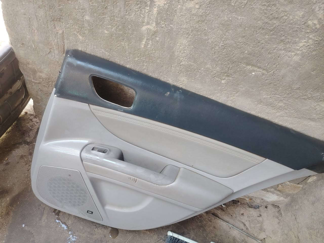 سلام عليكم بطاين سوناته البيع مفرد المكان كربلاء طوريج هاذه رقمي ***********
