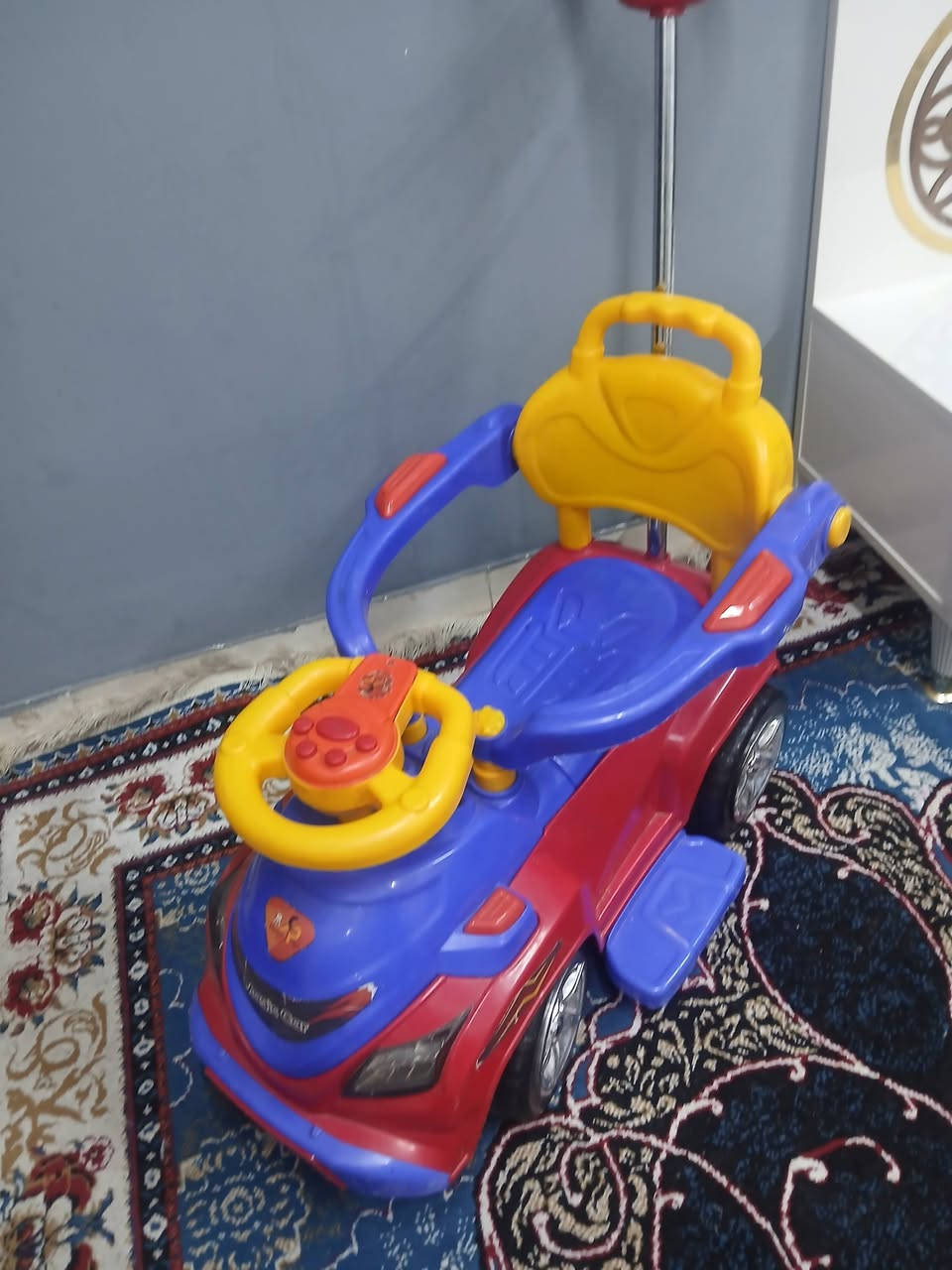 سلام عليكم
سيارة جديده ونظيفه كلش ابني مالعب بيها  
السعر 25
برده سحب لون رصاصي جديده الله شاهد 
السعر 25  القياس متر و  نص


**إذا كنت صاحب هذا الإعلان وتريد حذفه لأي سبب، رجاءا أرسل رسالة إلى الدعم الفني**