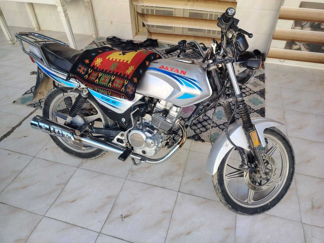 يالله دايون عضم 22كلك دراجه كامله مكمله نواقصها اشاير شي بسيط عنوان كربلاء باب بغداد مكفوله من السرقه
***********
السعر 700 بيه مجال
