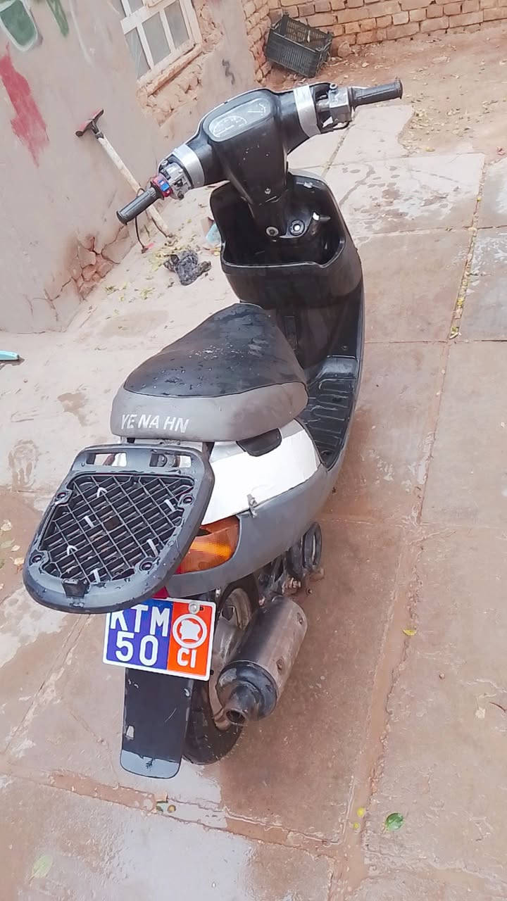 السلام عليكم دراجه زعرة للبيع كامله كهربائيات ب 170 وبيهه مجال رقمي ***********
بي واتساببيهه هورن سيدان وباتري مال ستوته كبير
