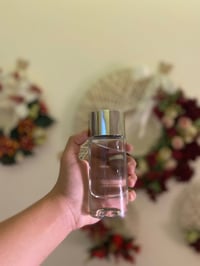 توفر عطر ليسيل ديسي للتقسيمات ✨ سعر التقسيمات 🌹 10 مل - 18 الف 5 مل - ...