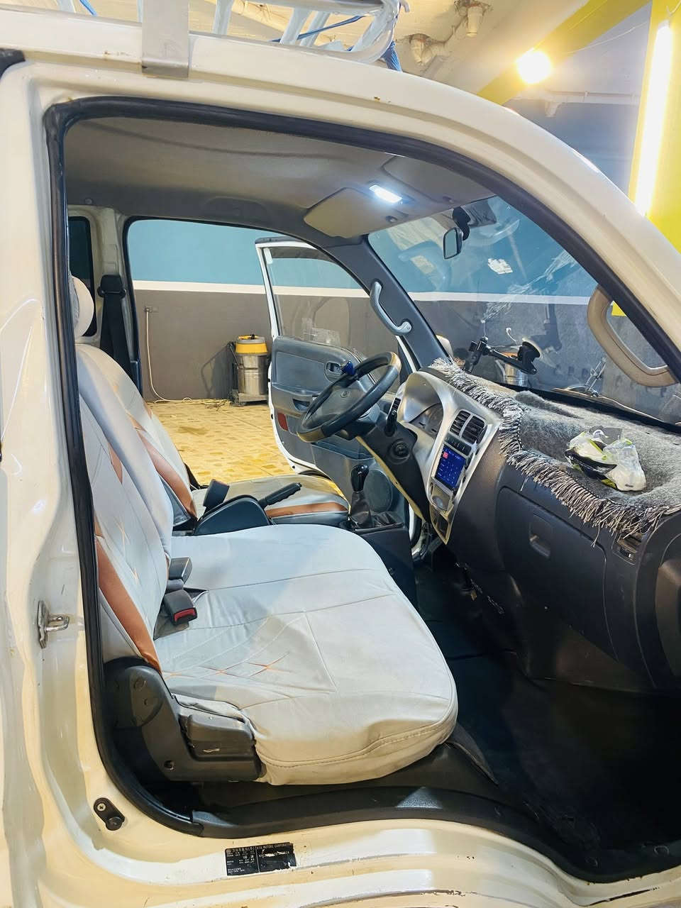 كیای 2700
مۆدیل 2009

گیڕ مەكینە بەشەرت

شانسی و اكسل بەشەرت

شوین ڕانیە ***********
