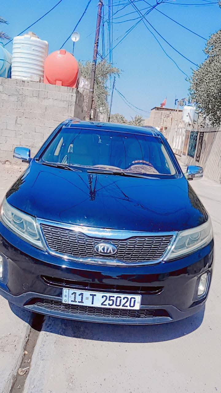للبيع كيا سورنتو موديل 14 امريكي
حادث بسيط بدون دواخل

بيع حزام صبغ

مكينة V6 وكير مكفولات حداديه

تخم تایر جدید تبريد واكف 

فول مواصفات بنورما

3 بصمات.       7 راكب  
دخول ذكي

مري كهربائي

كرسين كهرباء

حساسات امامي خلفي

شاشه كبيره + كامره

 تبريد عاطل 

بردات خلفيه بلادي

او بعد هواي بيها مواصفات

السعر 152 مكاني بغداد ***********
