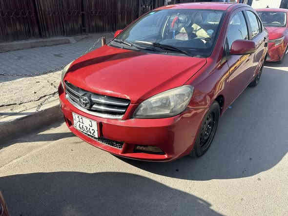 السلام عليكم 
فولكس للبيع موديل ٢٠١١ مصبوغه عام للجماليه 

السعر ٤٥ ورقه وبيهه مجال 

رقم التلفون

***********
