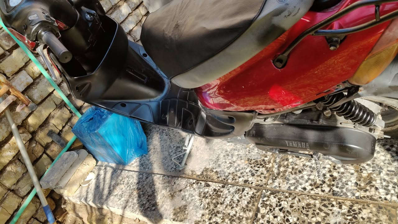 دراجه ام تسع زروف ما مفتوح محركه عوزهه هندر تشتغل نگره كهربائيات تشتغل ما عده الكروب الامامي سلف عوزه باتري اوراق ٢٠٢٥ سعر الدراجه ٢٥٠ الف بيه مجال للشراي هذا رقمي واتساب او اتصال ***********
