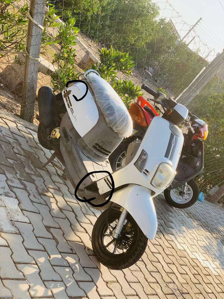 للبيع مكينه وكابريتر وكلجات علا وضع اليابان 
كفران نضيفات شوفت عينك بيهه نقوصات  
متكلفك عشرتالاف 
سعر 600 وبيهه مجال مستعجل علا بيعتهه 
مكاني بغداد جسر ديالى 
***********
