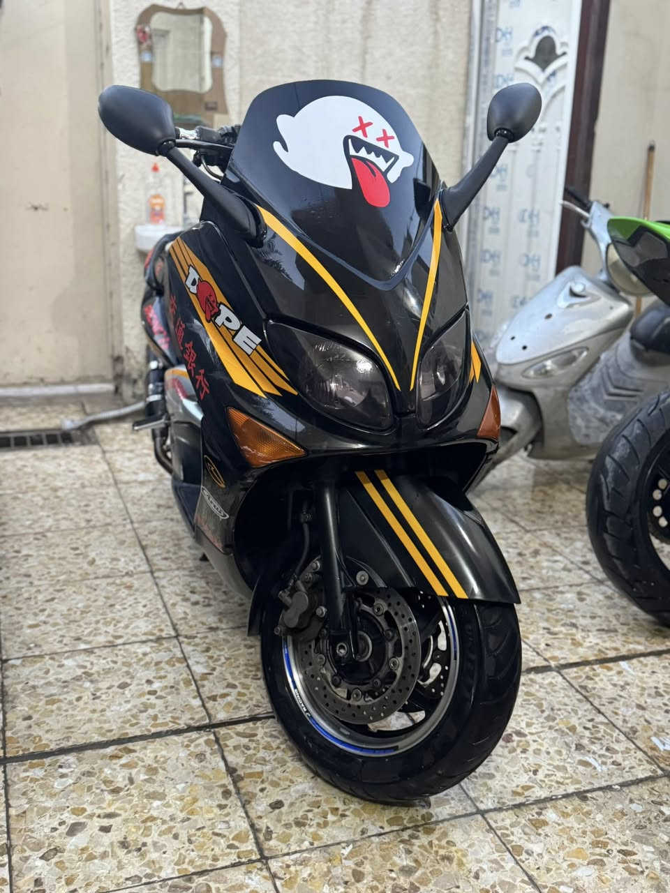 سلام عليكم تي ماكس 2008
كفاله عامه 

ماشيه 35 الف

صالنصه رياضي كلاج مالوسي 

مكاني بغداد 🇮🇶 رقمي ***********
