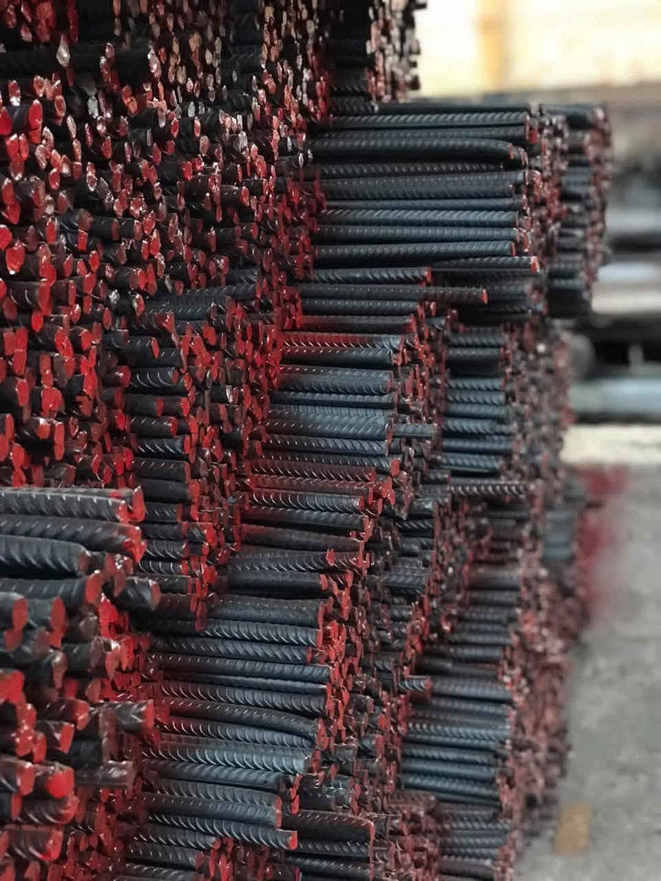 شركة بغداد بيع حديد التسليح العراقي                                         
   اف اف اربيل           870    (12 ملم)
   فان - ستيل اربيل     850    (12 ملم) 
  عراق  ستيل             810    (12 ملم)
  سوبر  ستيل             800     (12 ملم) 
  شيش   كربلاء          830     (12 ملم)
  دارين -ستيل            790     (12 ملم) 
  اف كي- ناصريه        830     (12 ملم) 
   ايراني فحص           730    (12 ملم) 
   ايراني                     700    (12 ملم)
             ______________
للأتصال او مراسلتنا عبر الواتساب‪☎️0775 937 2388‬‏ ‏‪‏‪‏‪‏‪‏‏‪‏‏‪‏‪
لدينا مفرد  وجمله لدينا توصيل محافظات العنوان بغداد 
       ⚠️ حجم 12 ملـم 90       شيش)‏‪‏‪‏
       ⚠️ حجم 16 ملم 52        شيش) 
       ⚠️ حجم 10 ملم 130      شيش) 
       ⚠️ حجم 20 ملم 33        شيش)
       ⚠️ حجم 25 ملم 21        شيش)
       ⚠️ حجم  32 ملم 13       شيش)
      __________________________
