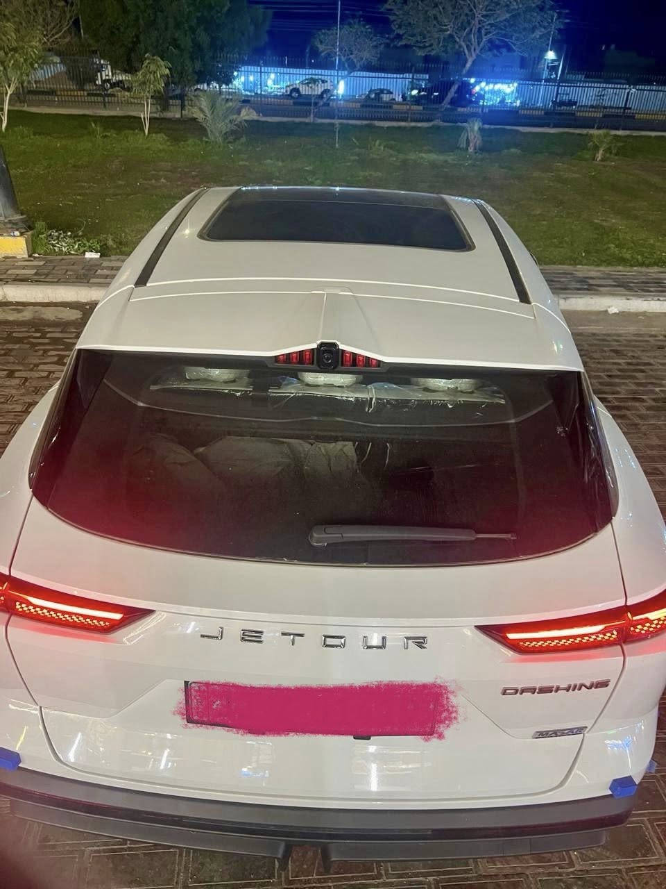 جيتور داشينك 2025 لكجري أعلى فئه فول الفول
باسمي رقم بغداد
ماشيه اقل الالفين بعدها بدهن الشركة
محرك 1.6تيربو اقتصادي وقوي
دفع أمامي
شاشة كبيرة متعددة الوظائف
كاميرات محيطية 540°
قيادة ذاتية 
3 أنظمة قيادة وبلوتوث و CarPlay
فتحة سقف بانوراما دبل 
كراسي جلد كهربائية و تبريد وتسخين للمقاعد الأمامية 
نظام دخول ذكي وتشغيل بصمة وتشغيل عن بعد 
رادار أمامي  و حساسات إماميه وخلفية ونظام تحديد مسار 
•إضاءات LED داخلية كاملة
والمواصفات الباقية معروفة 
المكان: كربلاء 
رقم صاحب السيارة:***********
