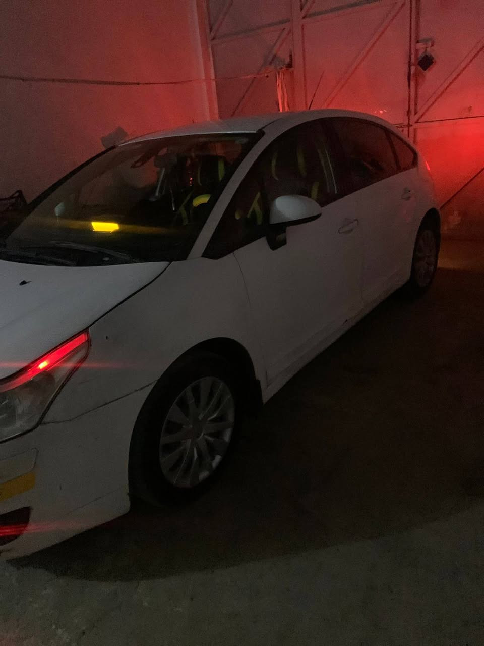 سيتروين C4  موديل 2007  گئر عادي  دوو جام كاره باي  تحديد سرعه بو فروتنئ  گئرو محرك ب شه رت  سياره تبريد سارو گه رم  ئيك قطعه تعديل بارد   تحويل و قولپين و برين ب شه رت  ره قه م و سه نه وي جديد هه تا 2029 سعر55$ و مجال رقم واتس اب *********** دهوك, العراق
