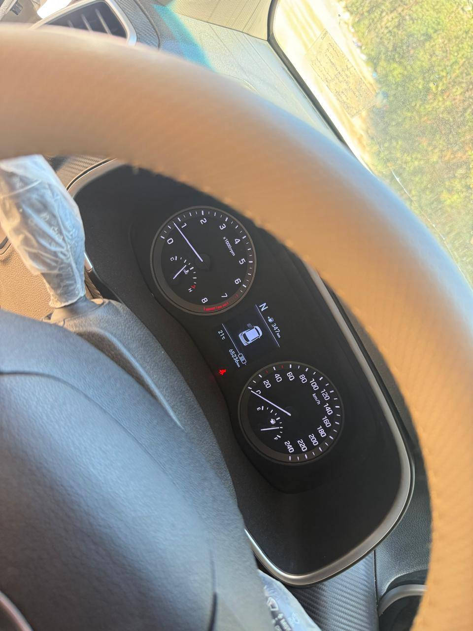 السلام عليكم
توسان خليجي
كفاله عامه 
موديل 2019
محرك 2000
عداد المسافه 65 الف حقيقي 
مكان السياره السماوه 
السعر 210$ مع المجال البسيط 
هاتف ***********
