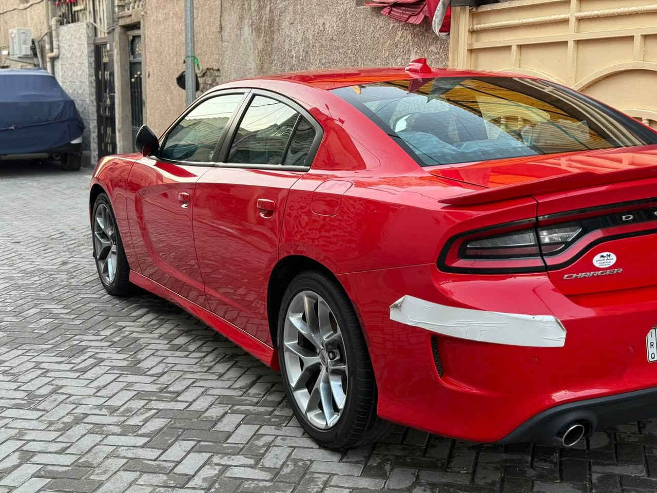جارجر 2023  GT الاصدار الاخير
ماشيه 54 الف ميل
مابيها حادث فقط بارد بالجاملغ الخلف
صور الحادث مرفوقه بالصور 
سعرها 290$ وبيها مجال
 العنوان بغداد 
***********
