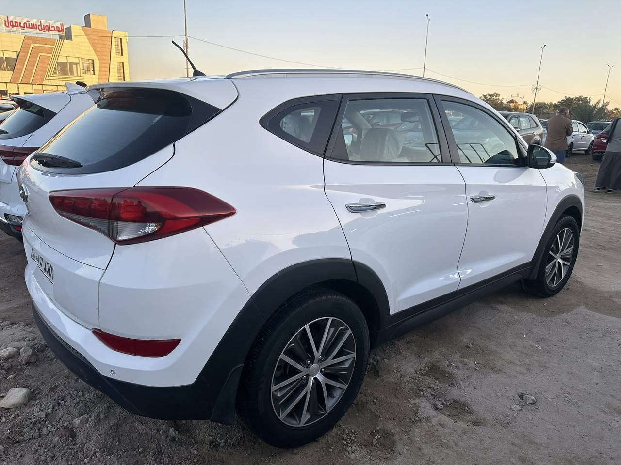 السلام عليكم توسان ٢٠١٦خليجي رقم بغداد الدولي مكينه دوش كفاله لا صبغ ولا تبدل بيه تكحيل كارت بحافه البنيد فقط كير مكينه حداديه تبريد تخم تلير جاهزه السعر ١٦٨وبيه مجال مكاني بابل ***********
