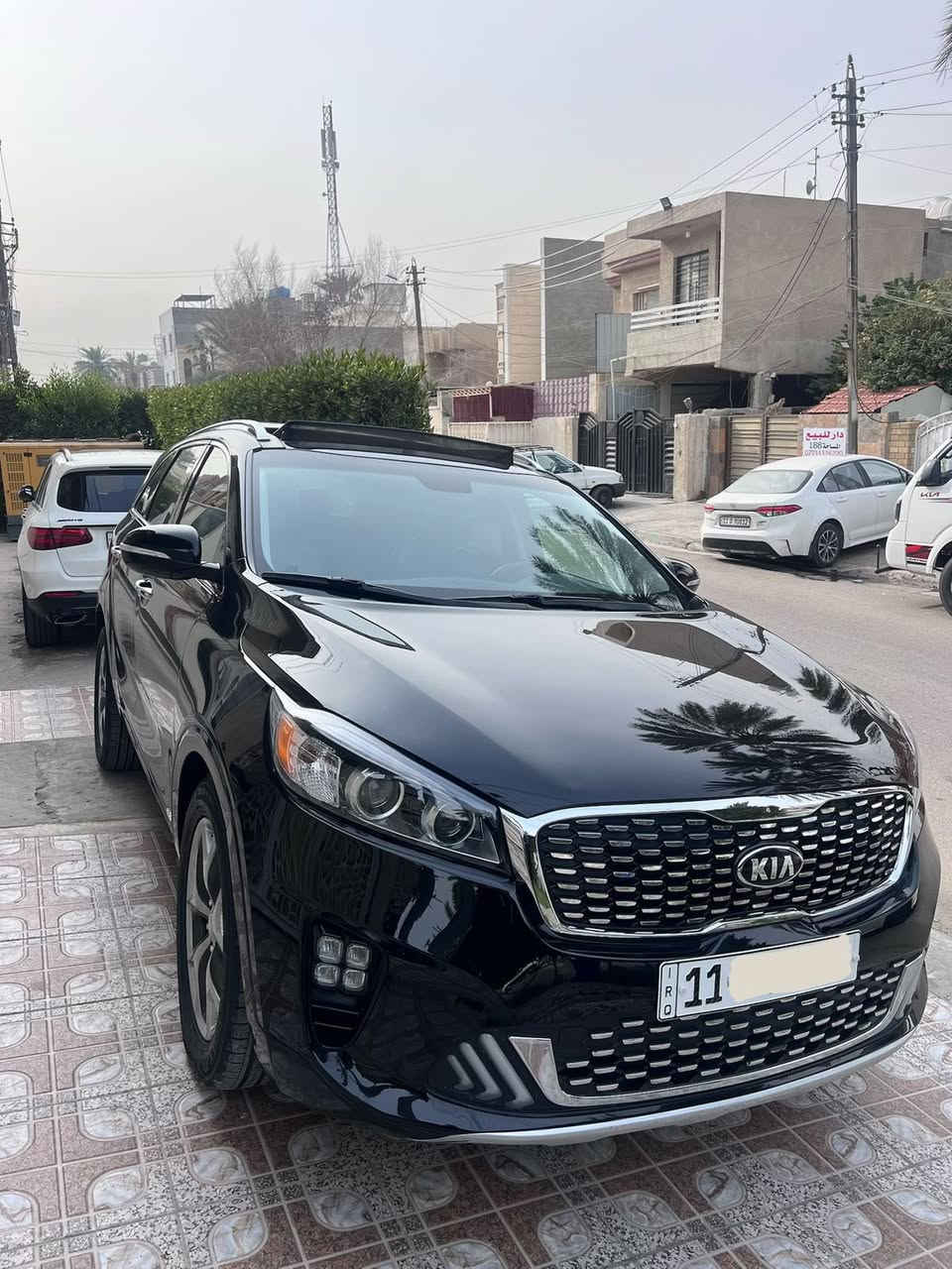 سلام عليكم للبيع سورنتو sx 2016
مواصفات
6 سلندر 
7 راكب
3 قطع تبريد
بانوراما
بصمة تشغيل+بصمة ابواب
جنطه خلفيه كهرباء
مقاعد جلد + كهرباء + تدفئه
فور ويل
اربعه جام اوتو كهرباء
شاشه حجم كبير كار بلي
رادارات خلفيه وجانبيه
المري كهرباء شفط
ترحيب عند الاقتراب
وبعد بيه هواي مواصفات متخلص
حادثه بسيط جداً فقط الجاملغ وامبدل ومصبوغ شاصي لغد كفاله بيه بارد بالجاملغ الخلفي
مكينه كير مكفولات صور الحادث والسونار بالمنشور
السياره مناقصه شي جديده جداً السعر ب190 ورقه وبيه مجال الشراي يتصل مكاني بغداد
***********
