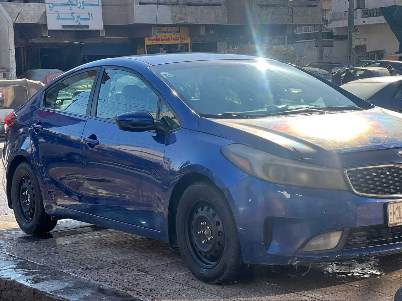 سلام عليكم فورتي لبيع مديل 2017حادثه بنيد او باب بدون دواخل ***********
