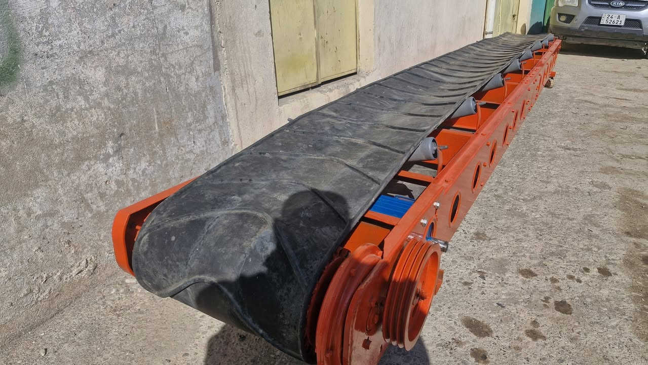 قايش لبيع الماني طول 5,5 العرض 50
العنوان الموصل الساحل الايسر صناعة شارع ٦٠
***********
