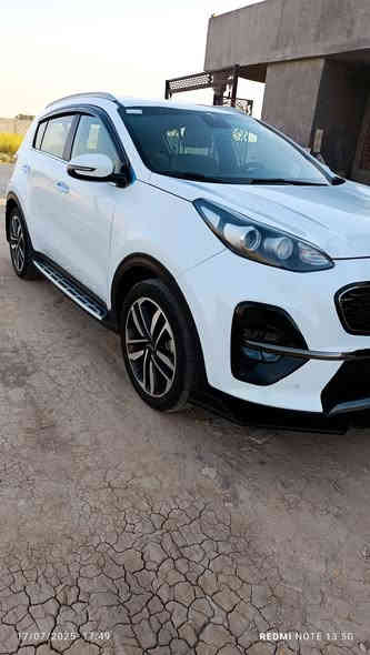 سلام عليكم سبورتج 2020 سياره خليجيه حادثه فقط بنيد وجاملغ مبدلات تفصيخ بس غير لون ونصبغن وباقي مكفول سعر مطلوب 160 قفل عنوان بغداد 
ورقم ***********
