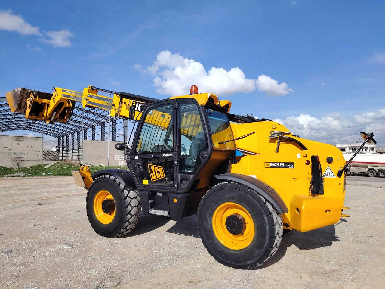 بە ناوی خوای گەورە
شۆفل jcb سلاید 14 مەتر جەک سەنتەر سۆپەر
مەکفول مۆدێل 2012 مەکینەو گێڕ نەکراوەتەوە
تایەی تازەیە لە سلێمانییە سەنەوی تازەیە
ژت*********** ژت***********
شوفل jcb سلاید 14 متر جک سنتر سوبر
مەکفول مودیل 2012 محرک گیر مامفتوح
تایرات جدید من سلیمانی
سنویە جدیل نف یوم یحول بسمک
