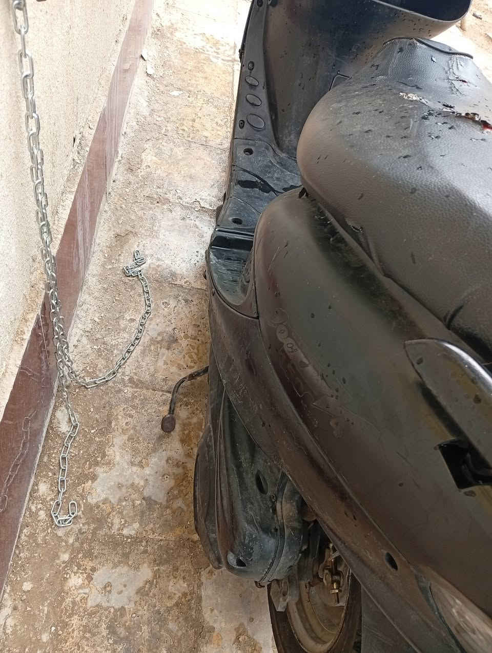 السلام عليكم كامكو في تو دراجه مكينه مفتوحه اشاير شغاله لايت جنطه كيج بانزين كيلو متر سكنات بك لايت بريك أمامي وخلفي مركز الناصريه الصخين السعر 300وبيه مجال‏‪0780 847 0350‬‏ رقم بي واتساب
