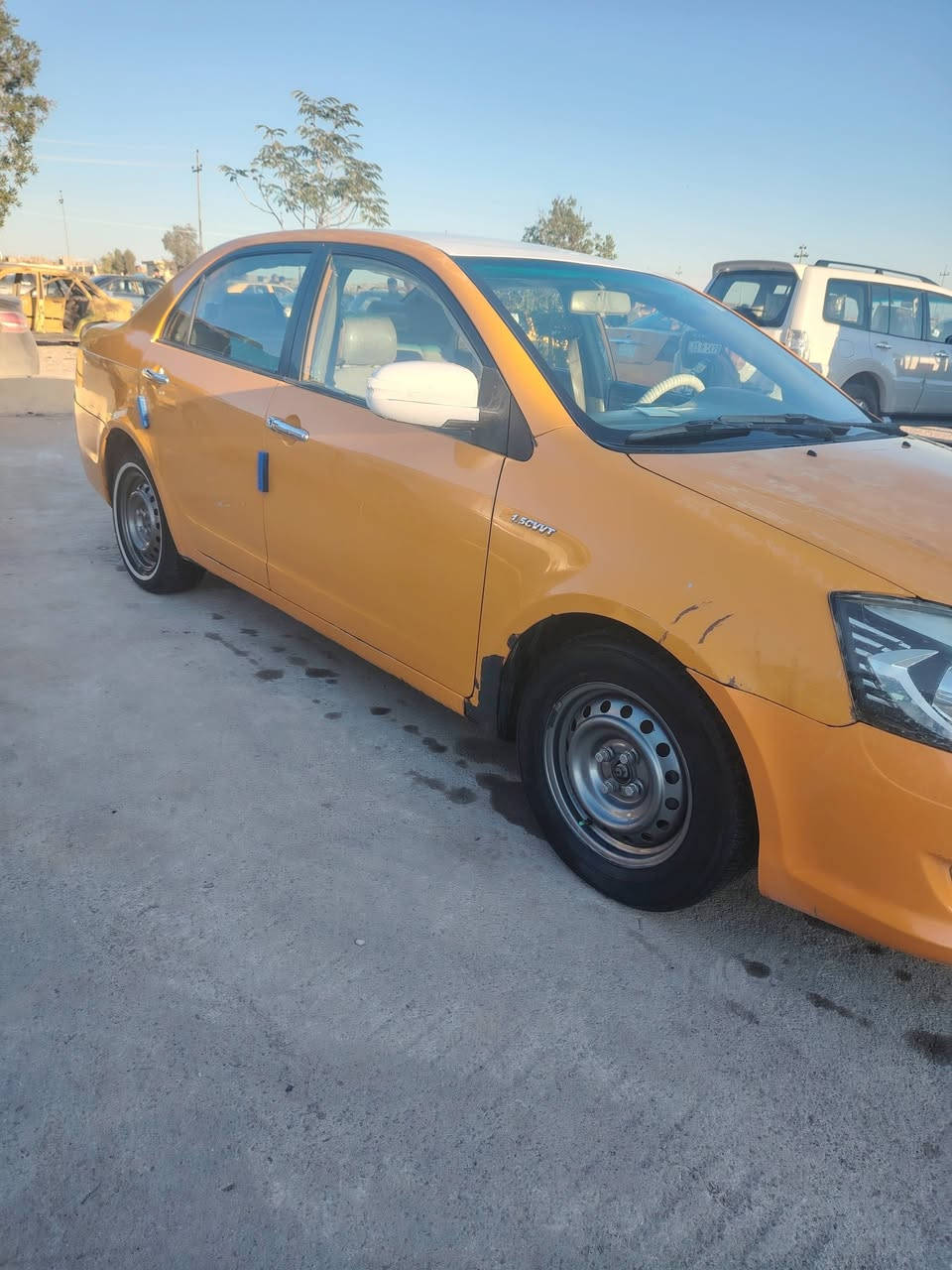 جيلي موبل موديل 2012 رقم بغداد  محور كير عادي مكان خانقين ***********
